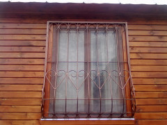 Решетка на окно дутая 4.